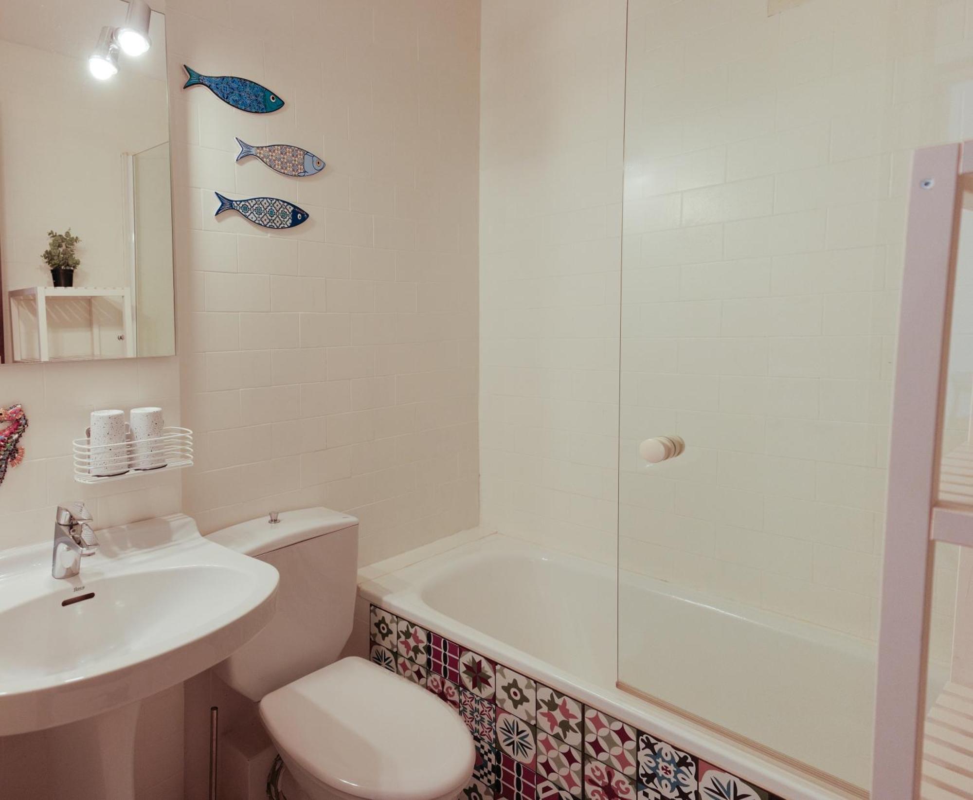 Lets Holidays Apartment Commercial Area Tossa de Mar Exterior photo