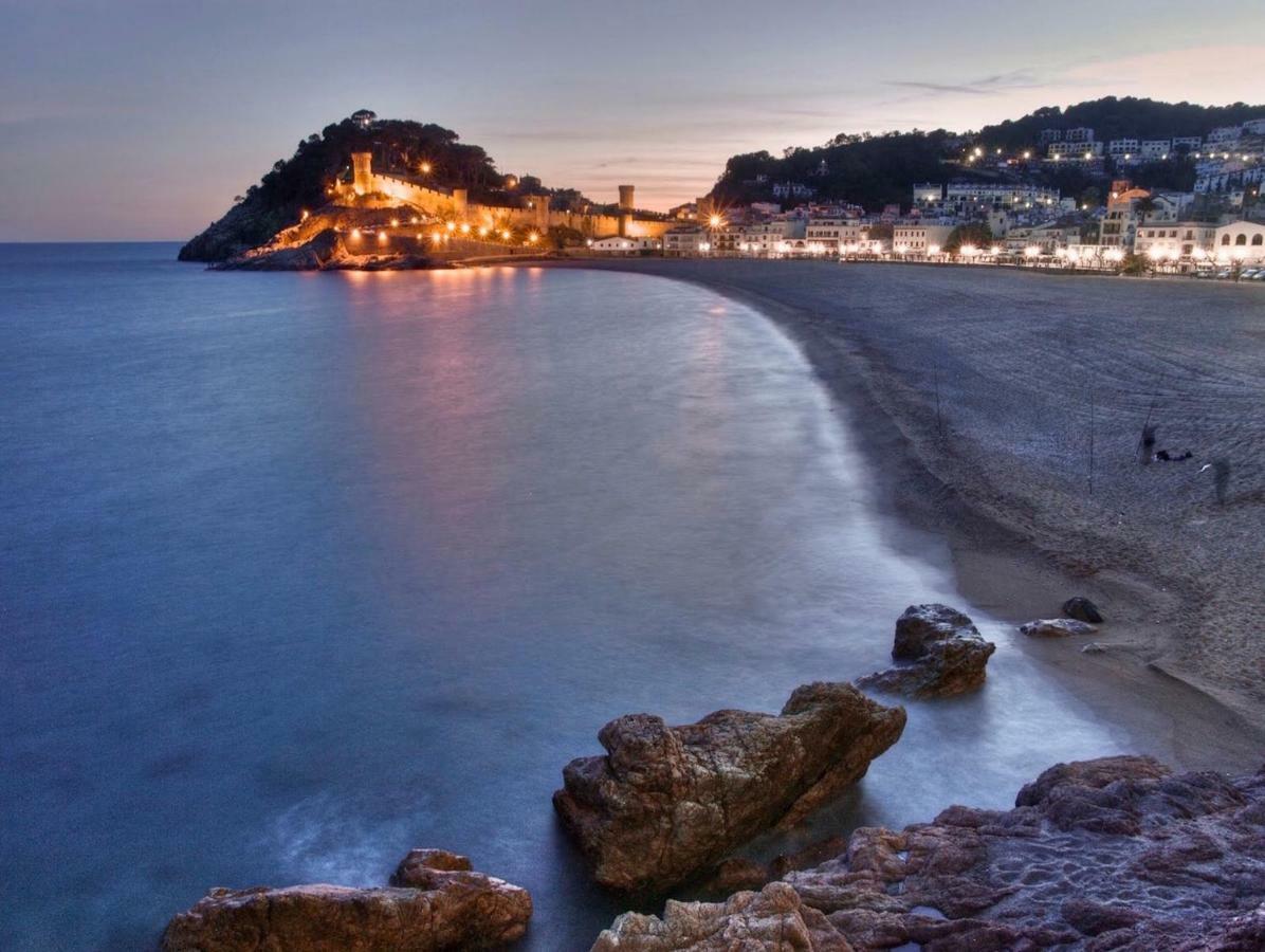 Lets Holidays Apartment Commercial Area Tossa de Mar Exterior photo